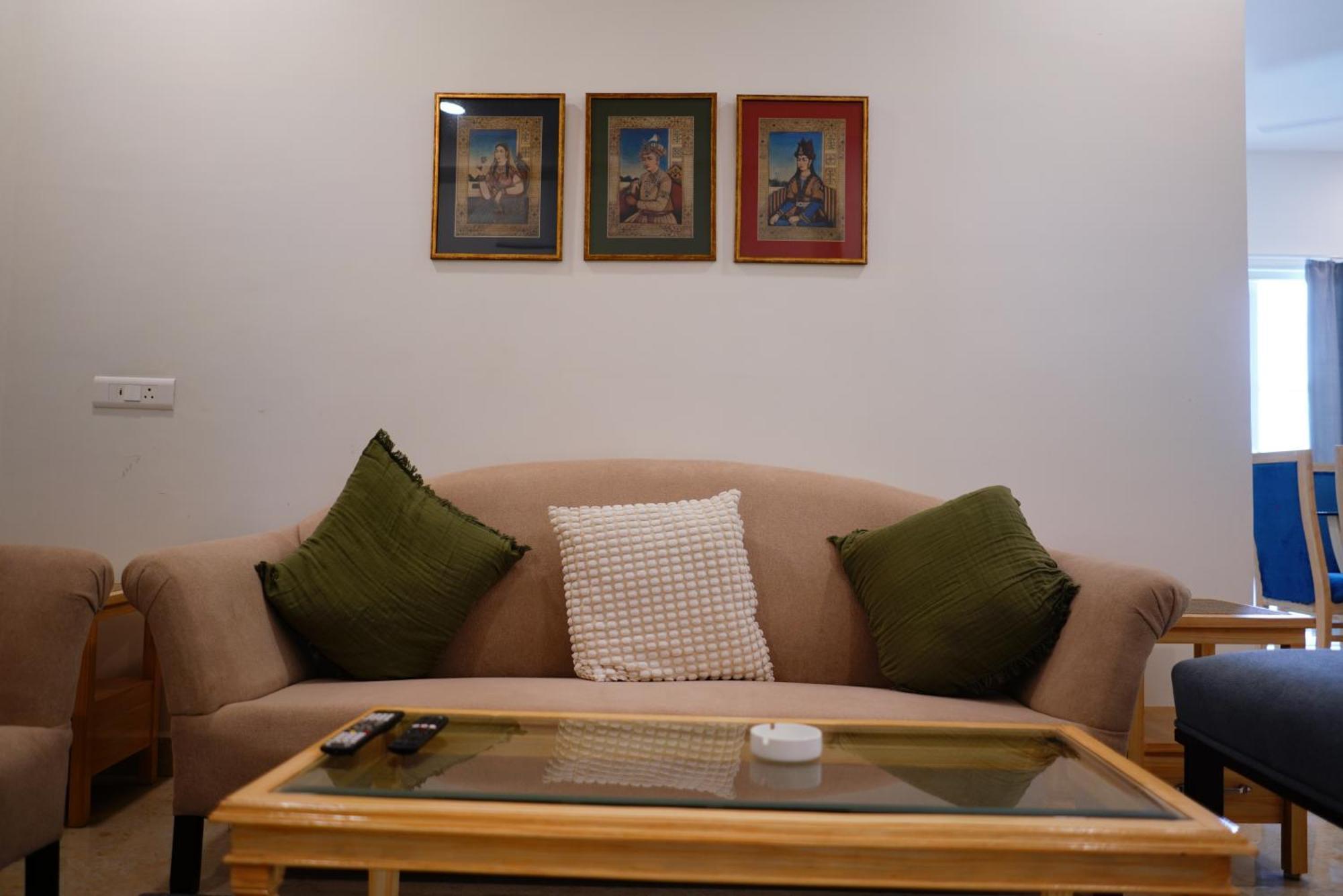 Enkay Service Apartments Kondapur  Bagian luar foto